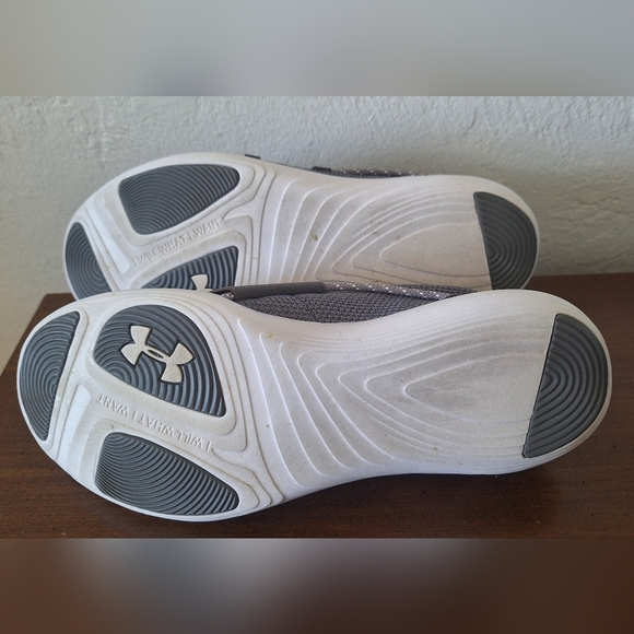 Under Armour Gray Precision Women's Sneakers Size 8 - Picture 10 of 11